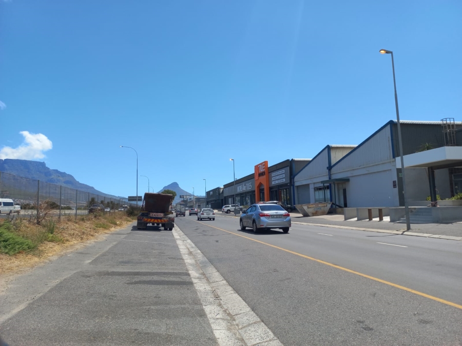 To Let commercial Property for Rent in Paarden Eiland Western Cape